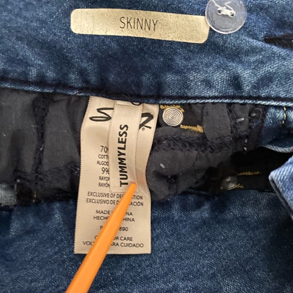 Seven 7 tummyless distressed skinny jeans size 4 - Picture 6 of 7